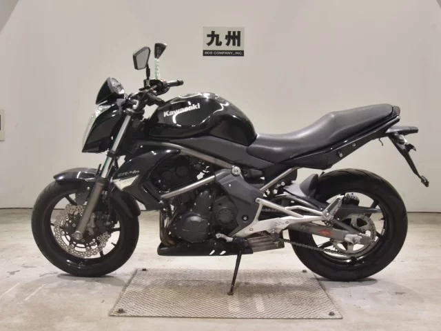 Kawasaki ER-4N