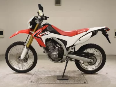 Honda CRF250L лот № 5366 оценка 4  с аукциона в Японии 2