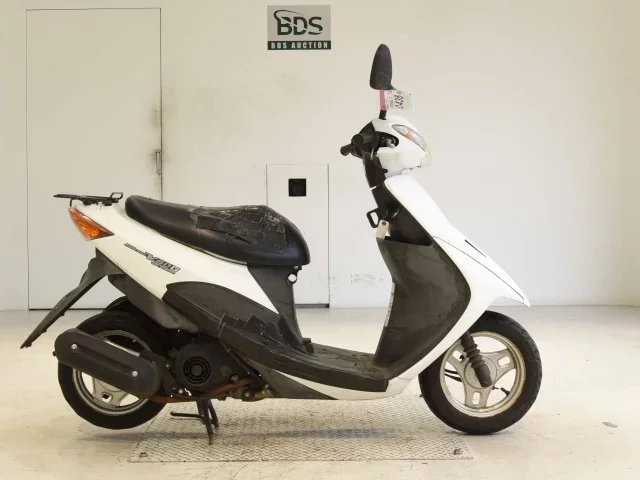 Suzuki ADDRESS V50