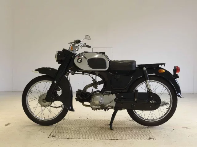 Honda C200