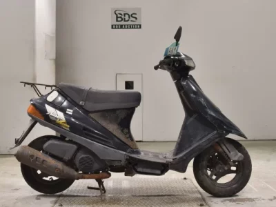 Suzuki ADDRESS V100