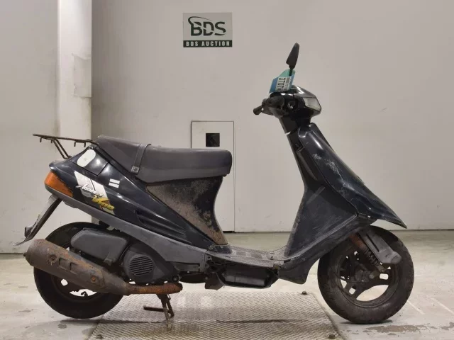 Suzuki ADDRESS V100