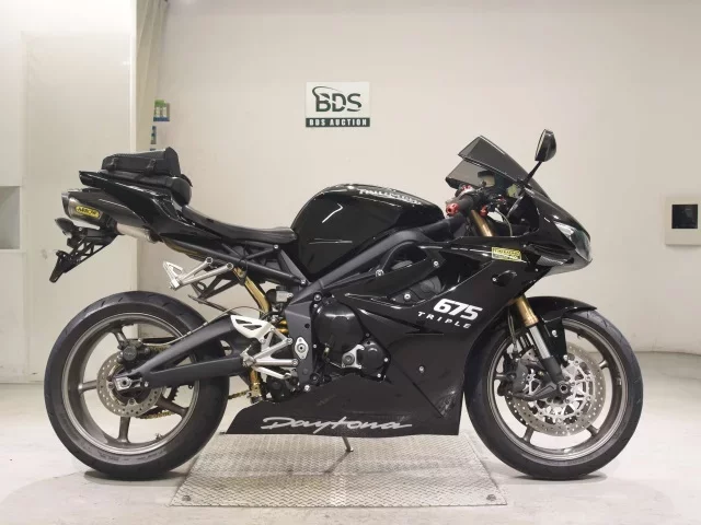 Triumph  DAYTONA675 лот № 7698 оценка 5  с аукциона в Японии