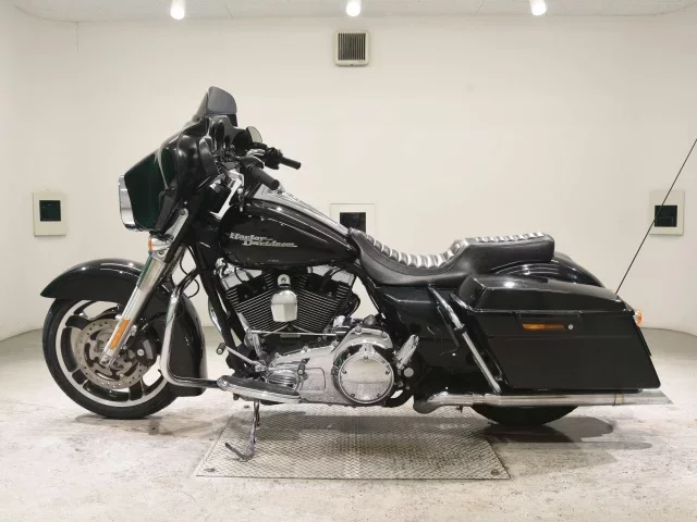 Harley-Davidson HARLEY FLHX1580