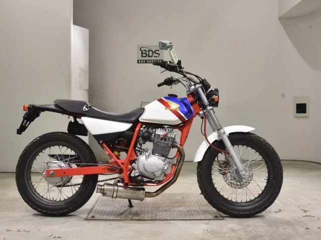 Honda FTR223 лот № 2530 оценка 4  с аукциона в Японии