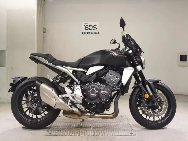 Honda CB1000R-2