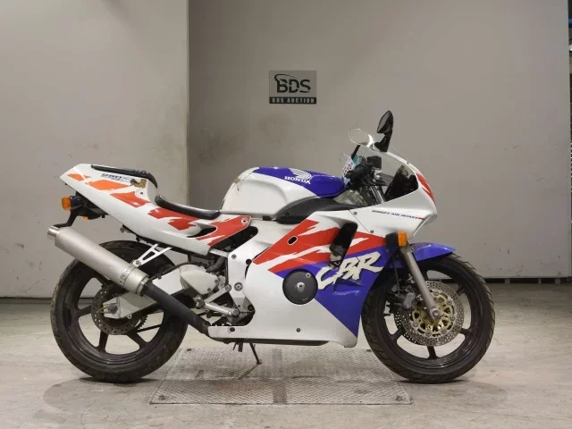 Honda CBR250RR SHO LOUIS NOT EQUIPPED