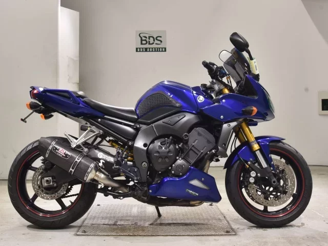Yamaha FZ-1 FEATHER лот № 2656 оценка 4  с аукциона в Японии