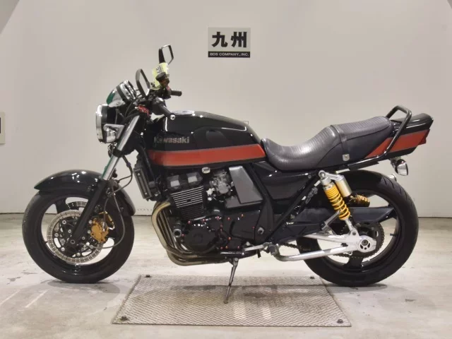 Kawasaki ZRX400