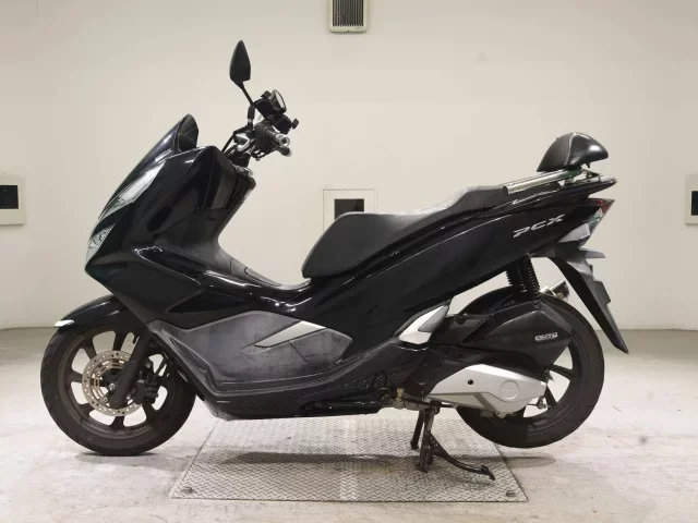 Honda PCX125-3