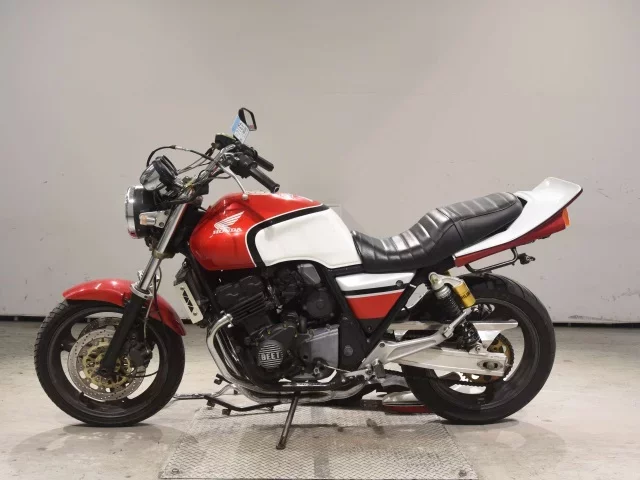 Honda CB400SF