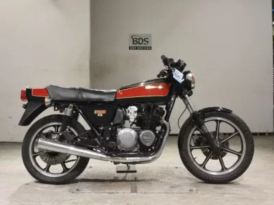 Kawasaki Z400FX