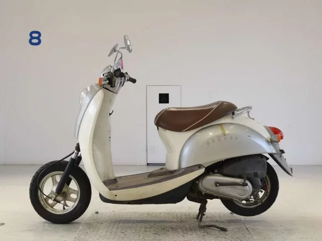 Honda CREA SCOOPY
