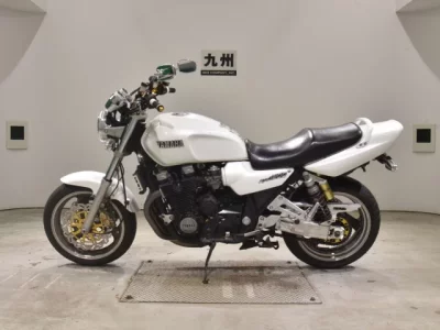 Yamaha XJR1200  с аукциона в Японии