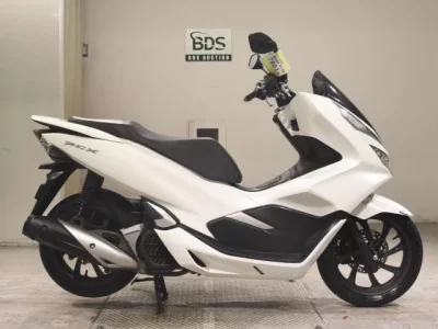 Honda PCX125-3