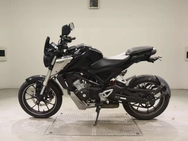 Honda CB125R