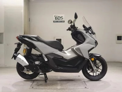 Honda ADV160