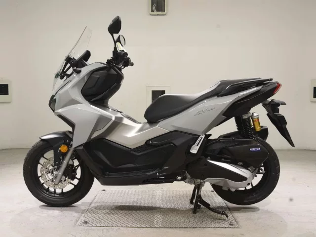 Honda ADV160