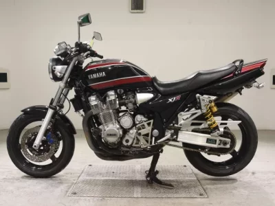 Yamaha XJR1300  с аукциона в Японии