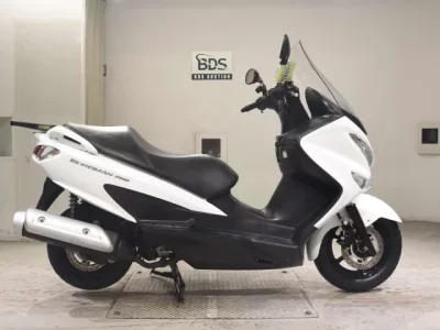 Suzuki BURGMAN200  с аукциона в Японии