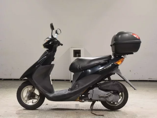 Suzuki ADDRESS V50