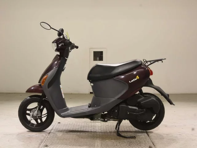Suzuki LET S4