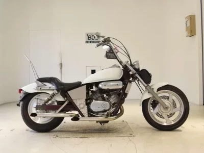 Honda MAGNA 250