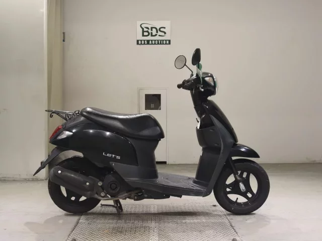 Suzuki LET S