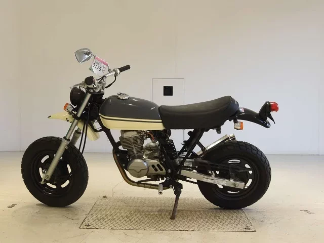 Honda APE50