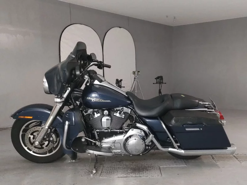 Harley-Davidson HARLEY FLHX1580