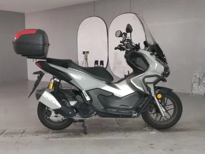 Honda ADV160