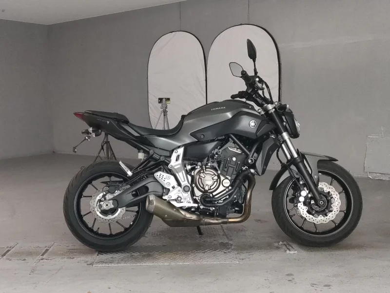 Yamaha MT-07 лот № 5464 оценка 4  с аукциона в Японии