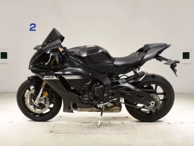 Yamaha YZF-R1  с аукциона в Японии