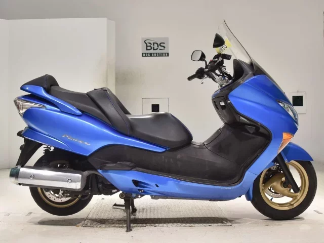 Honda FORZA Z лот № 2793 оценка 4  с аукциона в Японии