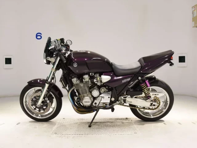 Yamaha XJR1300