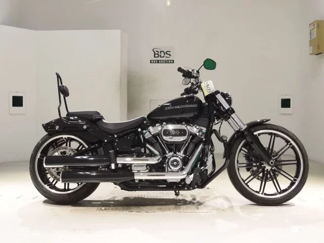 Harley-Davidson HARLEY FXBRS1870 лот № 5275 оценка 5  с аукциона в Японии