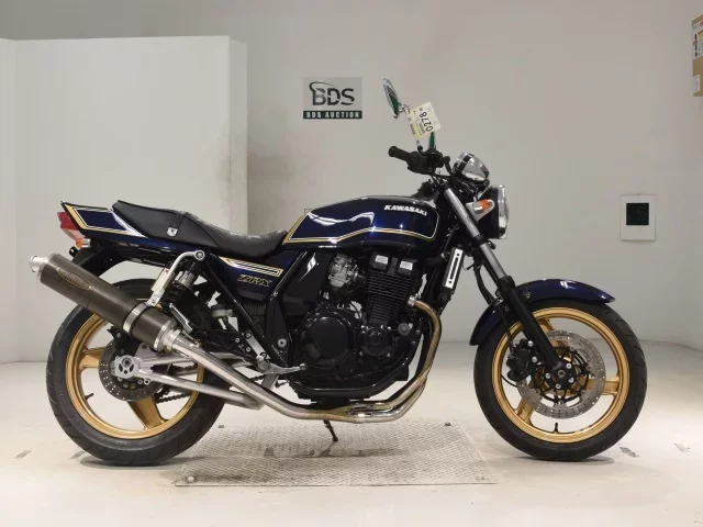 Kawasaki ZRX-2 лот № 0278 оценка 4  с аукциона в Японии