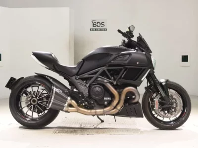 Ducati DUCATI DIAVEL DARK