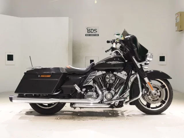 Harley-Davidson HARLEY FLHX1580 лот № 5188 оценка 4  с аукциона в Японии