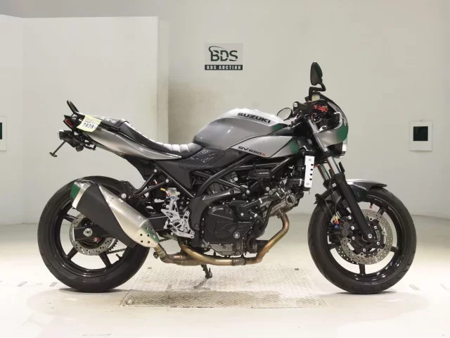 Suzuki SV650XA лот № 2928 оценка 5  с аукциона в Японии