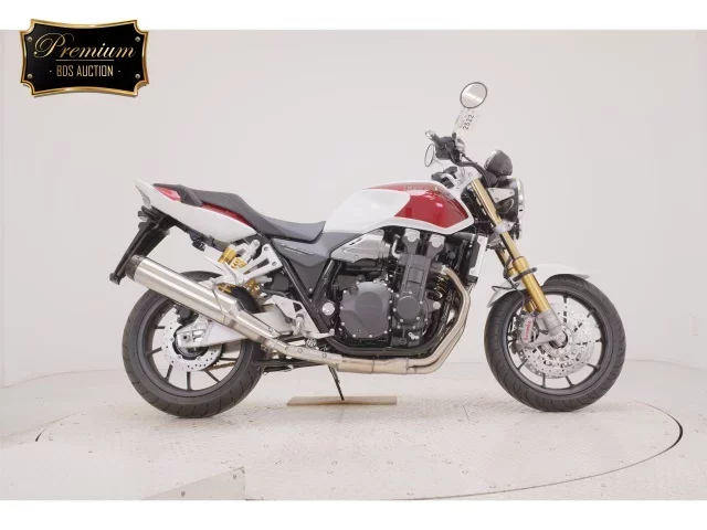 Honda CB1300SF-3SP лот № 2522 оценка 8  с аукциона в Японии