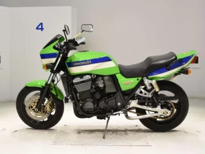 Kawasaki ZRX1100  с аукциона в Японии