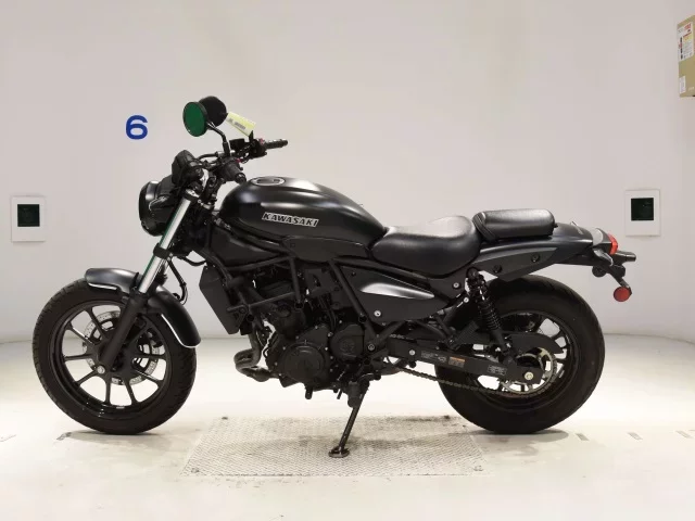 Kawasaki ELIMINATOR 400-3
