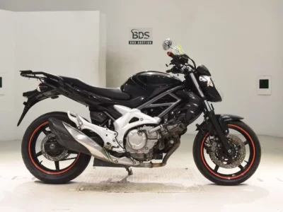 Suzuki GLADIUS400  с аукциона в Японии