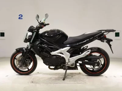 Suzuki GLADIUS400  с аукциона в Японии