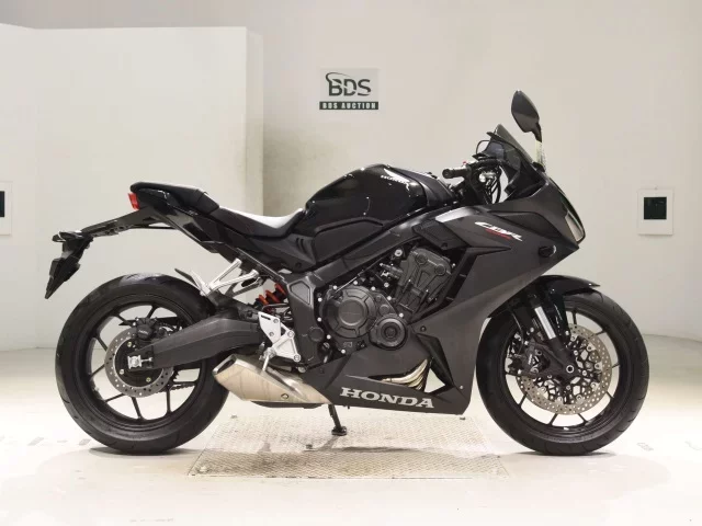 Honda CBR650R лот № 5133 оценка 6  с аукциона в Японии