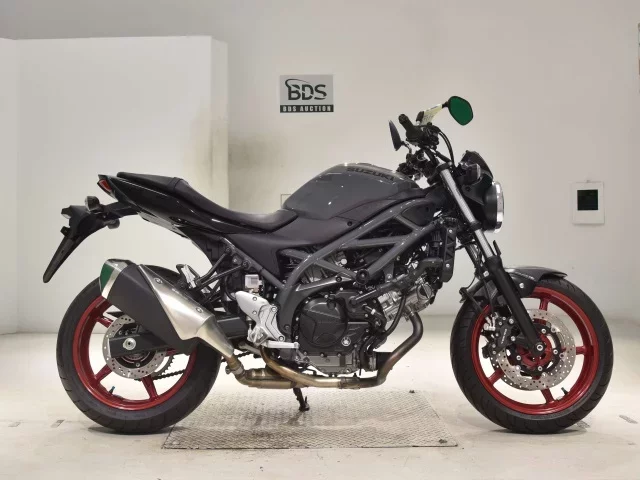 Suzuki SV650A лот № 2711 оценка 6  с аукциона в Японии
