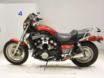 Yamaha V-MAX  с аукциона в Японии