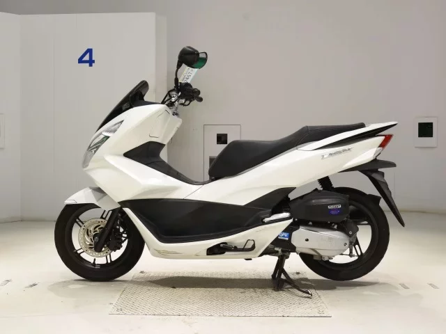 Honda PCX125-2
