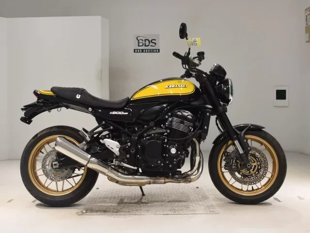 Kawasaki Z900RS лот № 0279 оценка 4  с аукциона в Японии